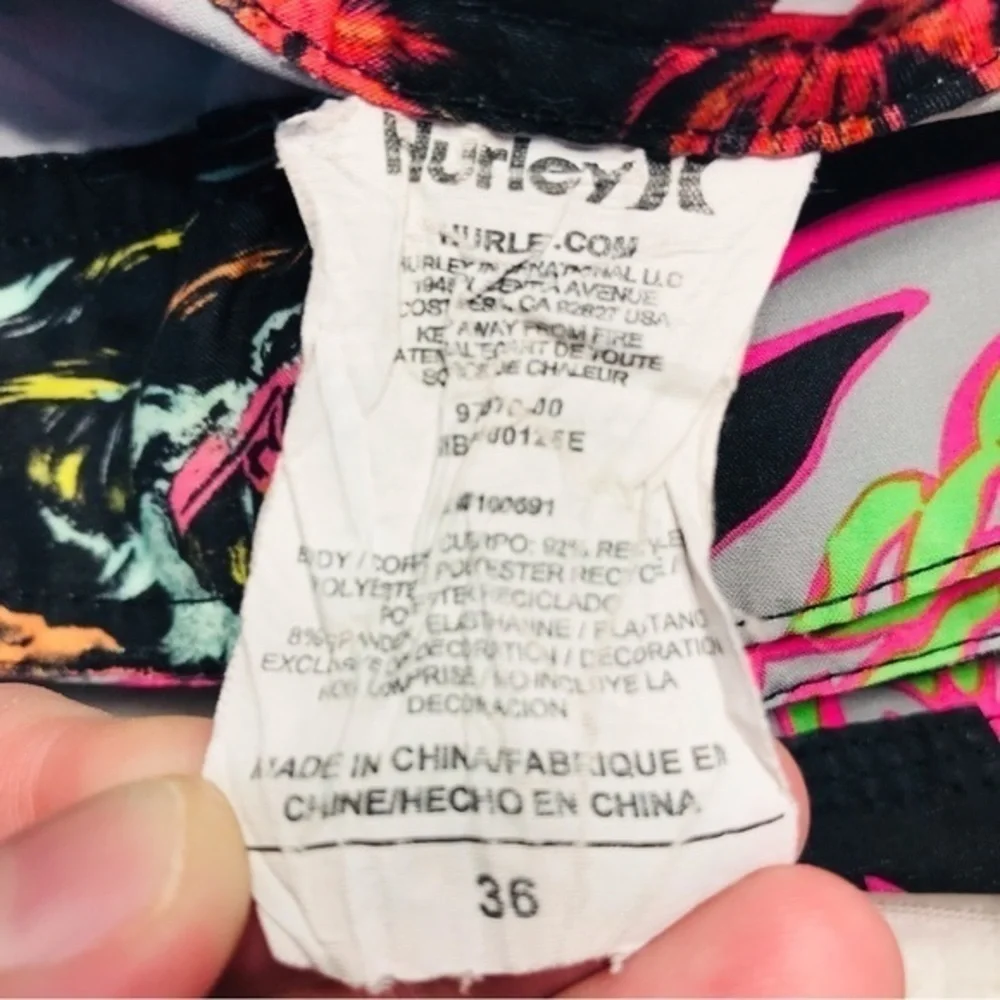 Hurley Black Pink Gray Green Swim Trunks Board Shorts Men’s Size 36